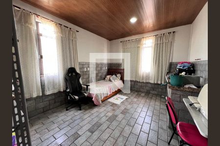 Casa de condomínio à venda com 340m², 5 quartos e 5 vagasQuarto 4