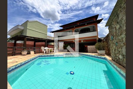 Casa de condomínio à venda com 340m², 5 quartos e 5 vagasÁrea gourmet