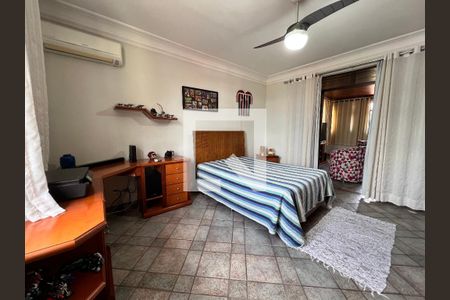 Casa de condomínio à venda com 340m², 5 quartos e 5 vagasQuarto 3