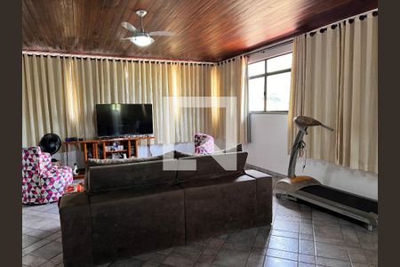 Sala TV de casa de condomínio à venda com 5 quartos, 340m² em Anil, Rio de Janeiro