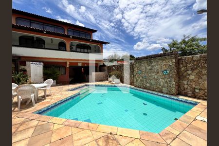 Casa de condomínio à venda com 340m², 5 quartos e 5 vagasÁrea gourmet
