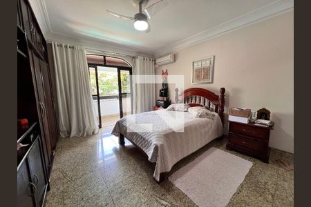 Casa de condomínio à venda com 340m², 5 quartos e 5 vagasSuite 01