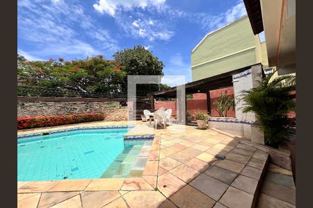 Casa de condomínio à venda com 340m², 5 quartos e 5 vagasÁrea gourmet