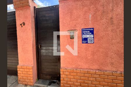 Casa de condomínio à venda com 340m², 5 quartos e 5 vagasFachada da casa