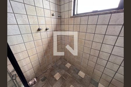 Casa de condomínio à venda com 340m², 5 quartos e 5 vagasBanheiro