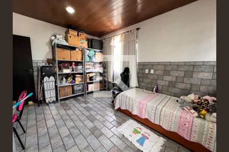 Casa de condomínio à venda com 340m², 5 quartos e 5 vagasQuarto 4