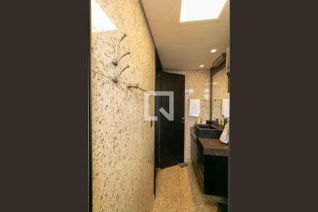 Apartamento à venda com 261m², 4 quartos e 3 vagasBanheiro Suiite