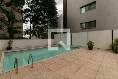 Apartamento à venda com 261m², 4 quartos e 3 vagasÁrea comum - Piscina