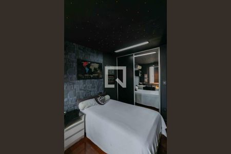 Apartamento à venda com 261m², 4 quartos e 3 vagasQuarto 2 Suite