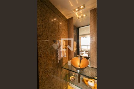 Apartamento à venda com 261m², 4 quartos e 3 vagasLavabo