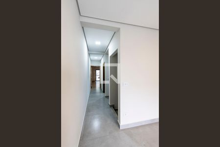 Casa à venda com 250m², 3 quartos e 3 vagasCorredor