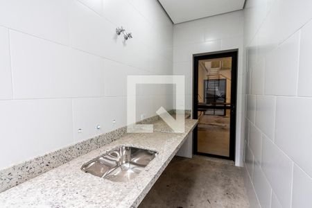 Casa à venda com 250m², 3 quartos e 3 vagasÁrea de Serviço