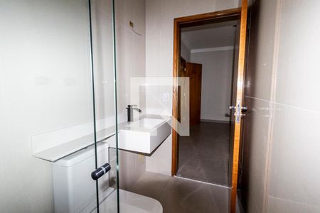 Casa à venda com 250m², 3 quartos e 3 vagasBanheiro - Quarto 2