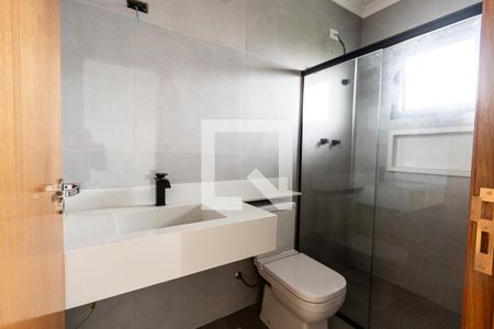 Casa à venda com 250m², 3 quartos e 3 vagasBanheiro - Quarto 1