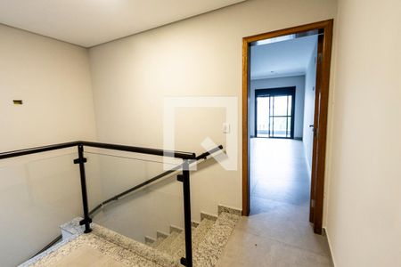 Casa à venda com 250m², 3 quartos e 3 vagasEscada