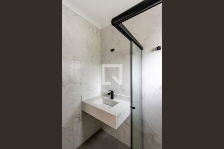 Casa à venda com 250m², 3 quartos e 3 vagasBanheiro - Quarto 3