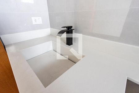 Casa à venda com 250m², 3 quartos e 3 vagasBanheiro - Quarto 1