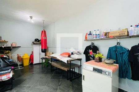 Casa à venda com 270m², 3 quartos e 4 vagasÁrea de Serviço