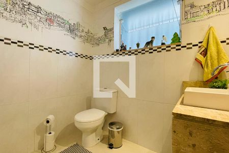 Casa à venda com 270m², 3 quartos e 4 vagasLavabo