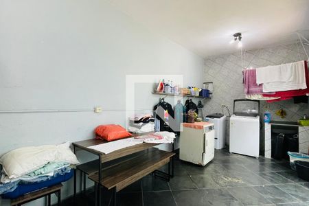 Casa à venda com 270m², 3 quartos e 4 vagasÁrea de Serviço