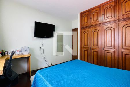 Casa à venda com 270m², 3 quartos e 4 vagasQuarto 2