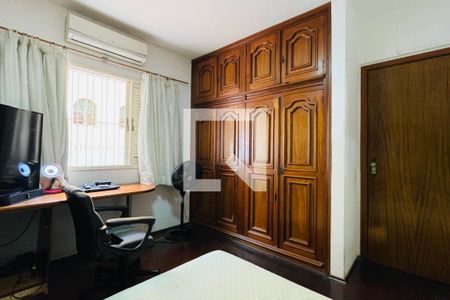 Casa à venda com 270m², 3 quartos e 4 vagasQuarto 1