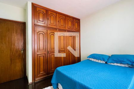 Casa à venda com 270m², 3 quartos e 4 vagasQuarto 2