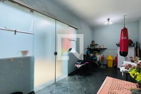 Casa à venda com 270m², 3 quartos e 4 vagasÁrea de Serviço