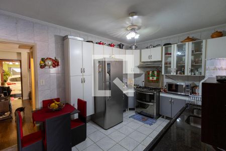 Casa à venda com 80m², 2 quartos e 2 vagas Casa à venda com 80m², 2 quartos e 2 vagasCozinha