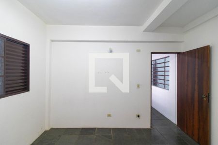 Casa para alugar com 70m², 2 quartos e 1 vagaQuarto 01