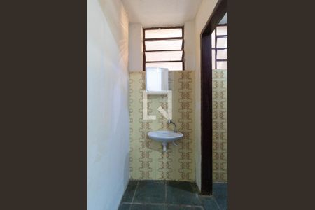 Casa para alugar com 70m², 2 quartos e 1 vagaLavabo