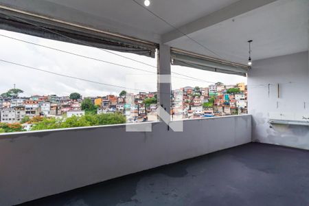 Casa para alugar com 150m², 2 quartos e 2 vagas Casa para alugar com 150m², 2 quartos e 2 vagasÁrea de Serviço