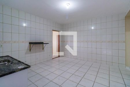 Casa para alugar com 150m², 2 quartos e 2 vagas Casa para alugar com 150m², 2 quartos e 2 vagasCozinha