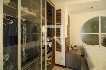 Casa à venda com 648m², 4 quartos e 4 vagas Casa à venda com 648m², 4 quartos e 4 vagasSuíte 1