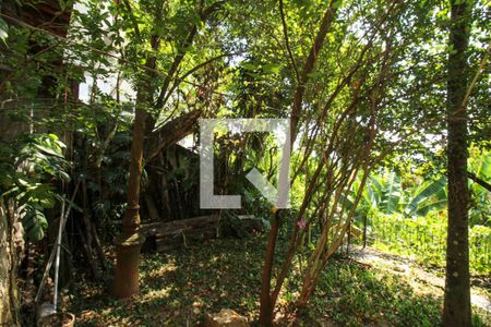 Casa à venda com 648m², 4 quartos e 4 vagas Casa à venda com 648m², 4 quartos e 4 vagasÁrea externa