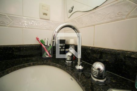 Casa à venda com 648m², 4 quartos e 4 vagas Casa à venda com 648m², 4 quartos e 4 vagasBanheiro Social