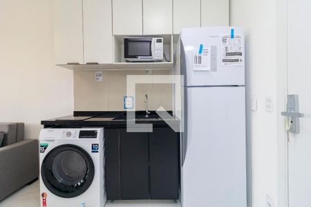 Studio para alugar com 27m², 1 quarto e sem vaga Studio para alugar com 27m², 1 quarto e sem vagaCozinha