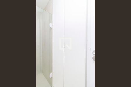 Studio para alugar com 27m², 1 quarto e sem vaga Studio para alugar com 27m², 1 quarto e sem vagaBanheiro