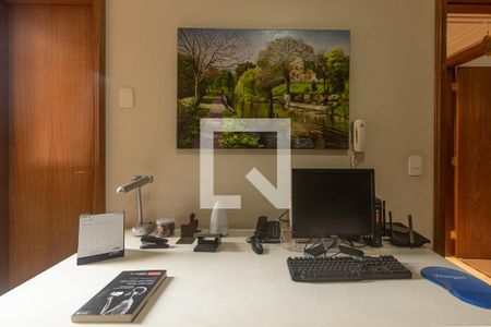 Escritório de apartamento à venda com 4 quartos, 220m² em Vila Uberabinha, São Paulo