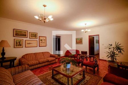 Casa à venda com 5 quartos, 360m² em Moema, São Paulo