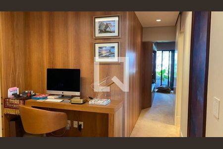 Apartamento à venda com 601m², 4 quartos e 5 vagas