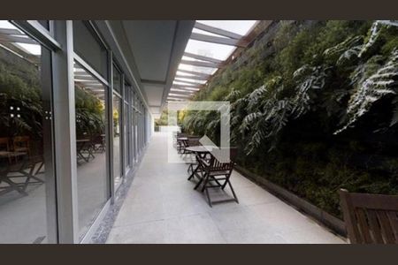 Apartamento à venda com 160m², 2 quartos e 2 vagas