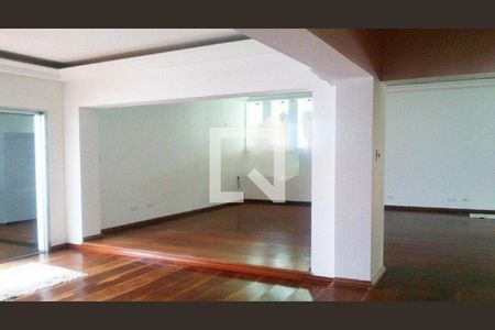 Casa à venda com 3 quartos, 320m² em Indianópolis, São Paulo