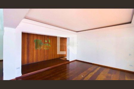 Casa à venda com 3 quartos, 320m² em Indianópolis, São Paulo