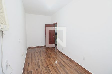 Quarto 1 de casa para alugar com 4 quartos, 180m² em Todos Os Santos, Rio de Janeiro