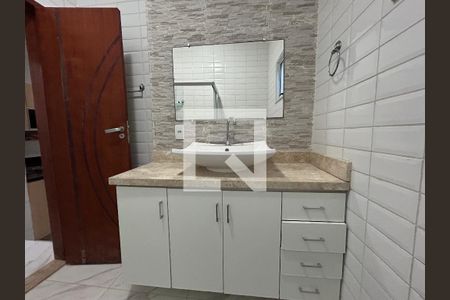 Casa para alugar com 180m², 4 quartos e sem vagaBanheiro