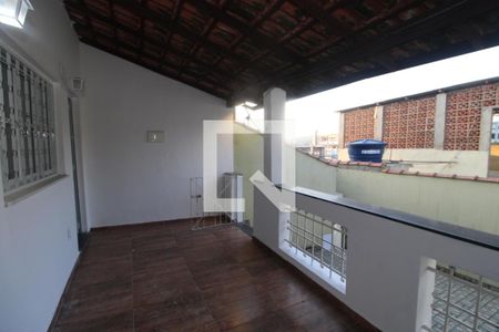 Casa para alugar com 180m², 4 quartos e sem vagaVaranda