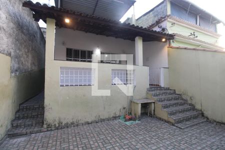 Casa para alugar com 180m², 4 quartos e sem vagaFachada