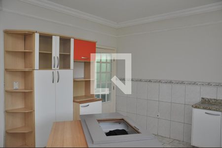 Casa para alugar com 243m², 4 quartos e 10 vagasCozinha