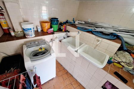 Casa à venda com 360m², 3 quartos e 3 vagasLavanderia